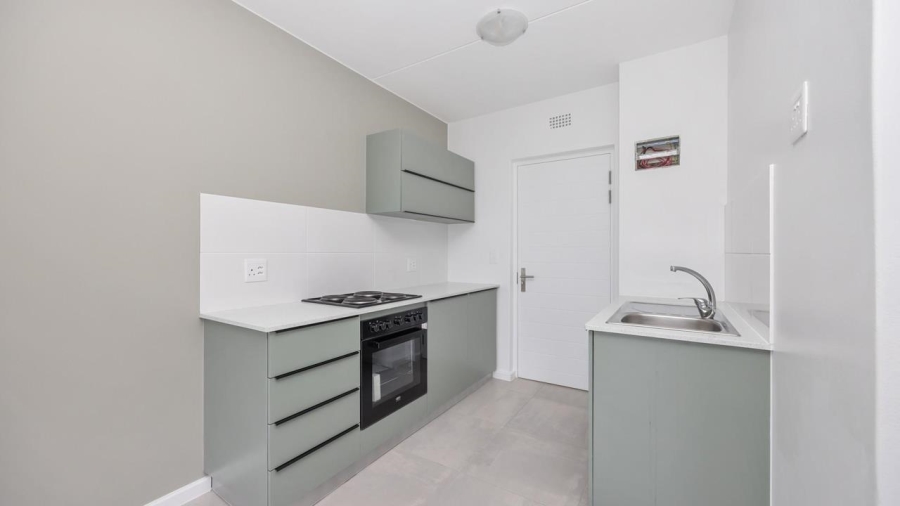 2 Bedroom Property for Sale in Parklands Western Cape